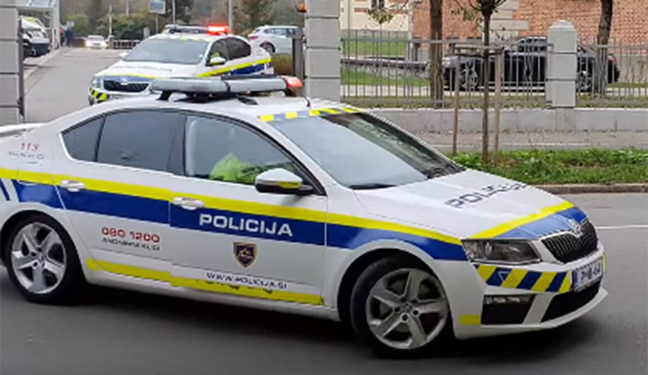 6144a6491fceb-policija-slovenija-screenshot-youtube.jpg