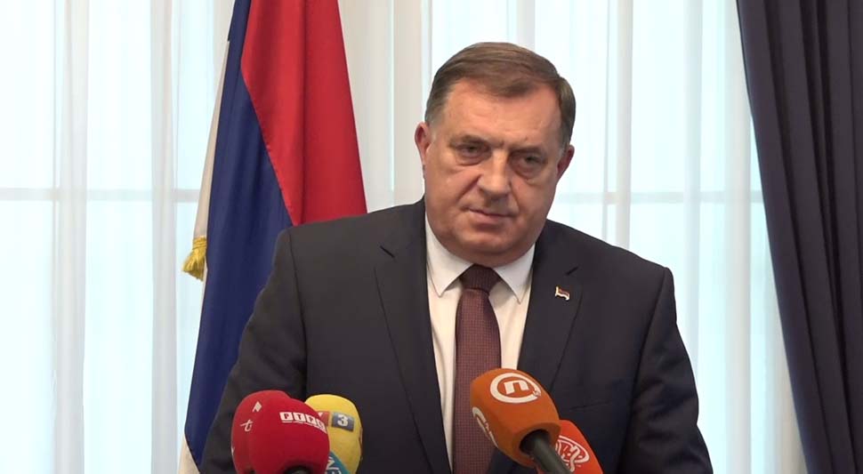 62a0d1a050fb7-dodik.jpg