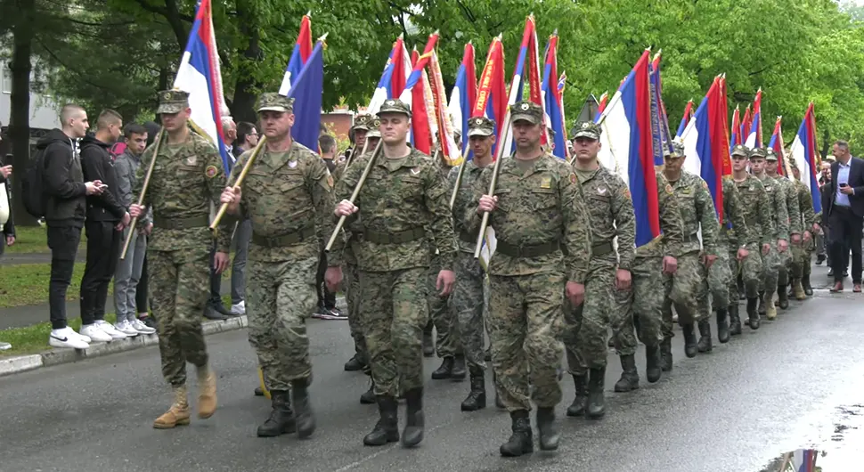 Čestitke zvaničnika Srpske: Čuvati sjećanje na žrtvu palih boraca