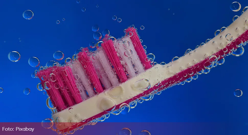 Колико често треба да мијењате четкицу за зубе