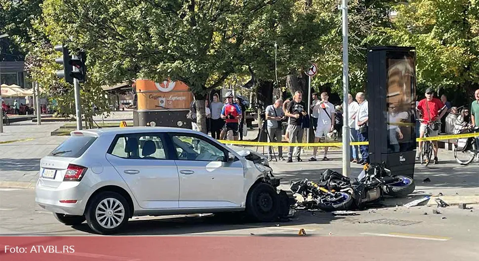 Poznat identitet mladića stradalog u stravičnom sudar u centru Banjaluke