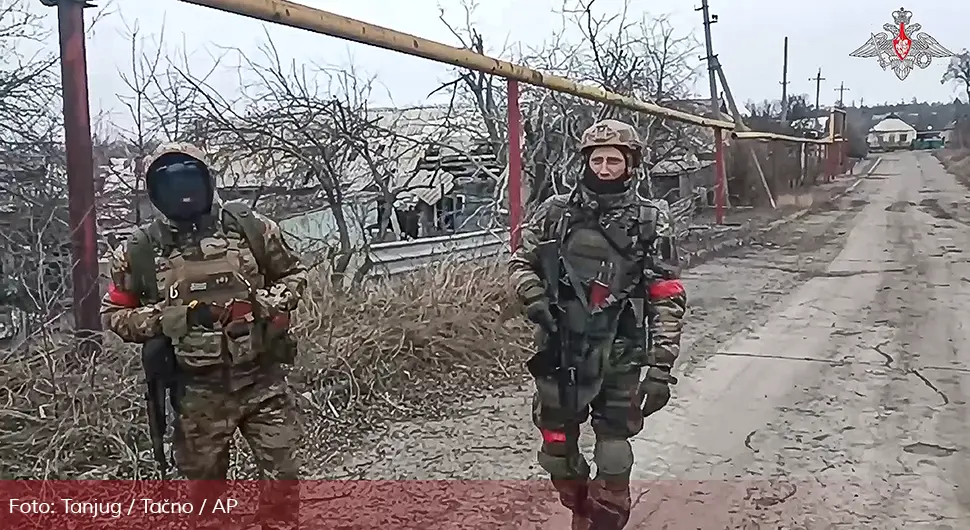 Rusi ušli u selo Pobjeda - ključnu tačku za put prema Ugljedaru