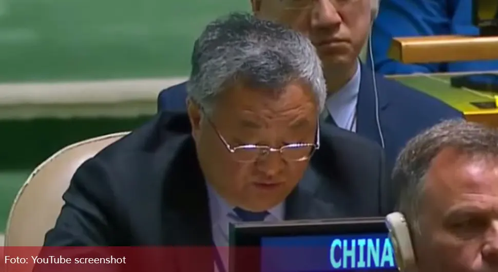 Кина: Гласамо против резолуције!
