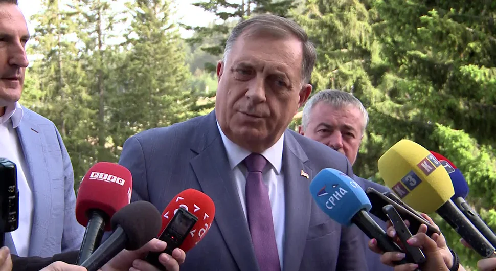 Dodik objavio kada će biti isplaćene penzije u Srpskoj