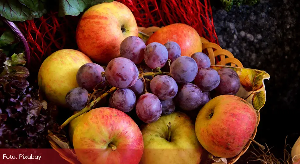 Ovo voće jedite svakog dana: Smanjuje loš holesterol i ubija bakterije