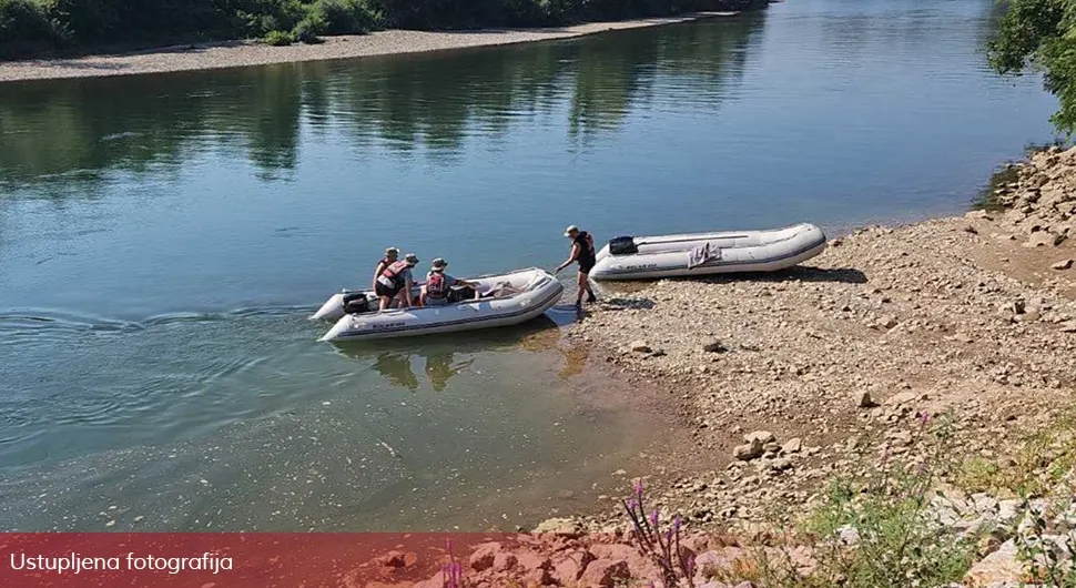 Из Дрине извучено тијело Зворничанина, за другим се и даље трага