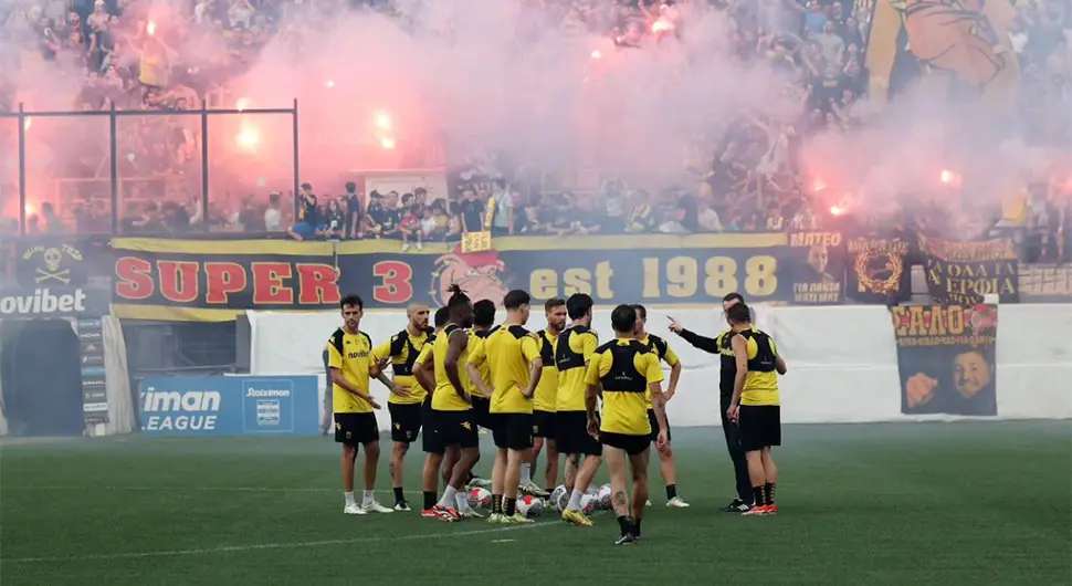 Nesvakidašnja kazna u grčkom fudbalu - suspendovan čitav tim