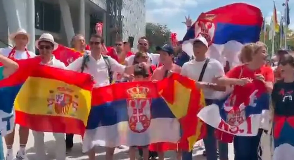 ''Nole, Nole, Nole'' - Srbi okupirali stadion Filip Šatrije