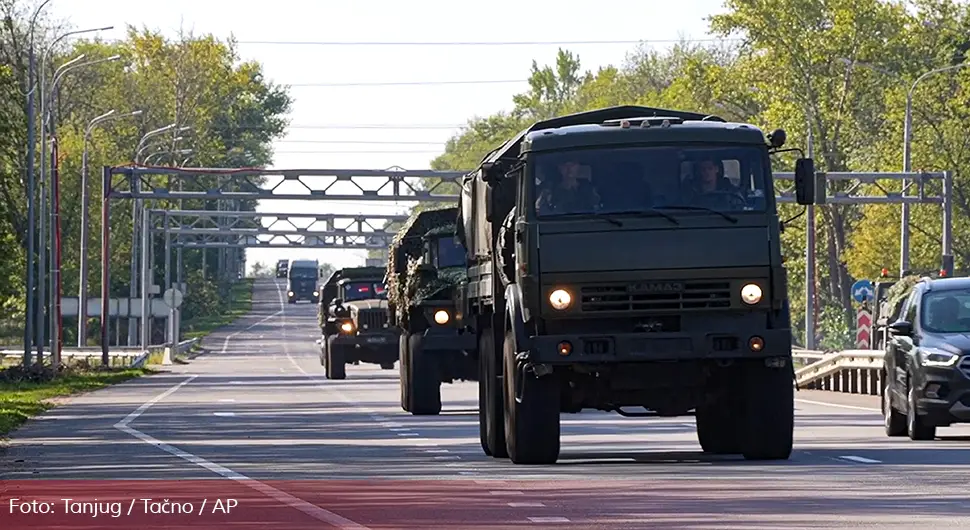 Колоне руских војних возила јуре ка Курску!