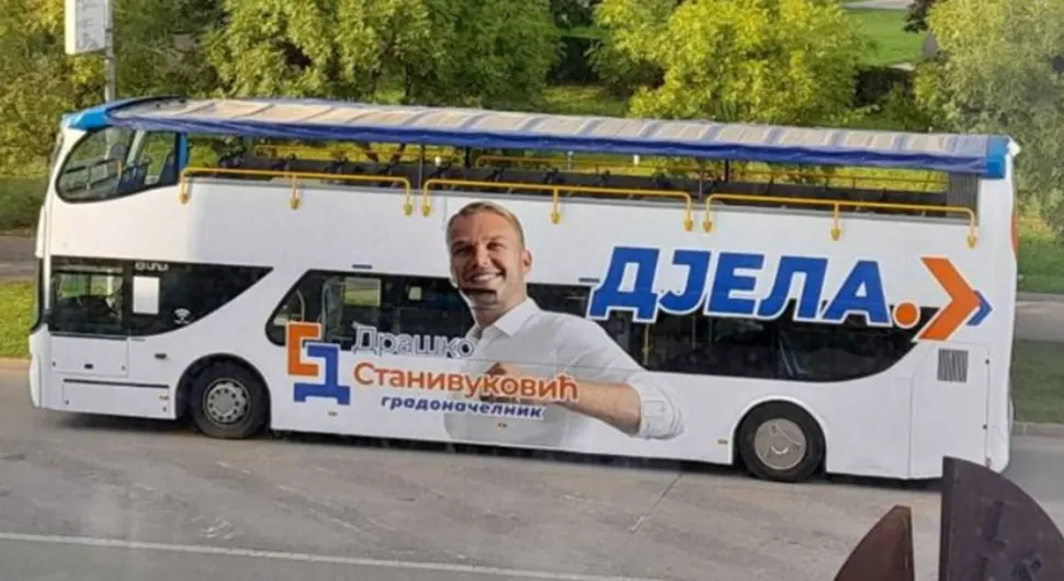 Stanivuković zloupotrebio panoramski autobus u predizborne svrhe i kampanju