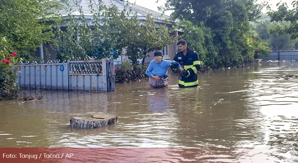 Поплаве у централној Европи однијеле 21 живот; Водени талас иде Дунавом