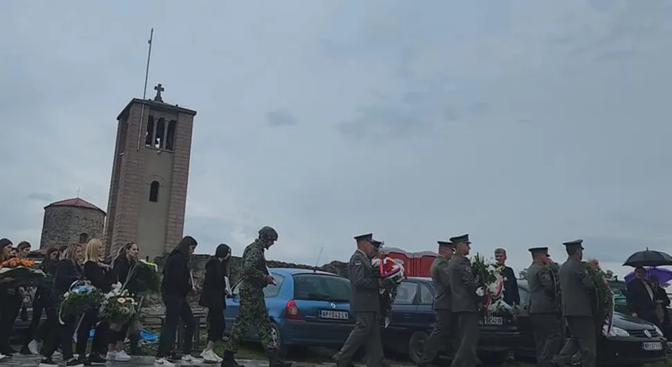 ''Не дам моју бебу, иде мама са вама'' - Болне ријечи мајке која је сахранила троје дјеце и супруга