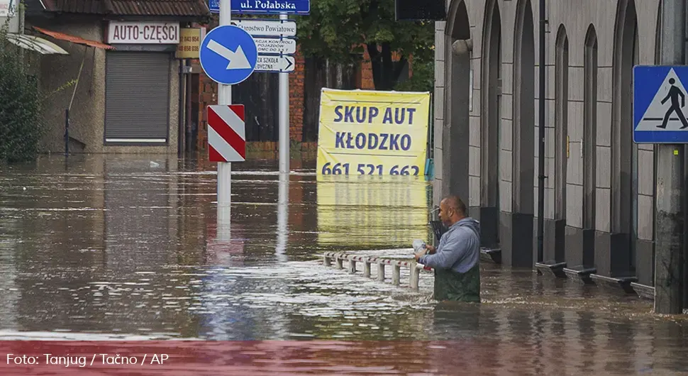 Broj žrtava poplava u Еvropi povećan na 18, bedemi 