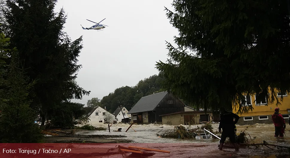 Након поплава се шири смртоносна зараза: Преноси је урин мртвих животиња