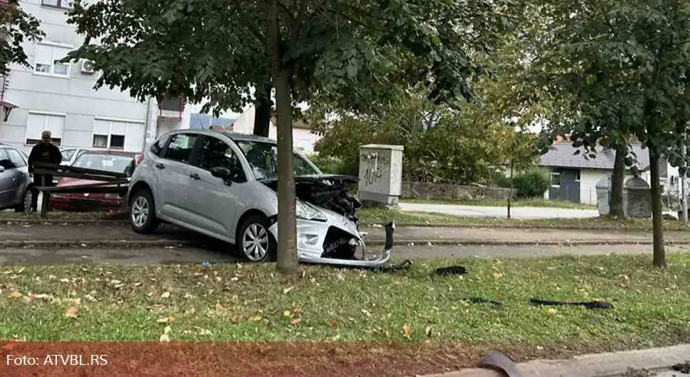 Novi težak udes u Banjaluci: Sudarili se mercedes i citroen!