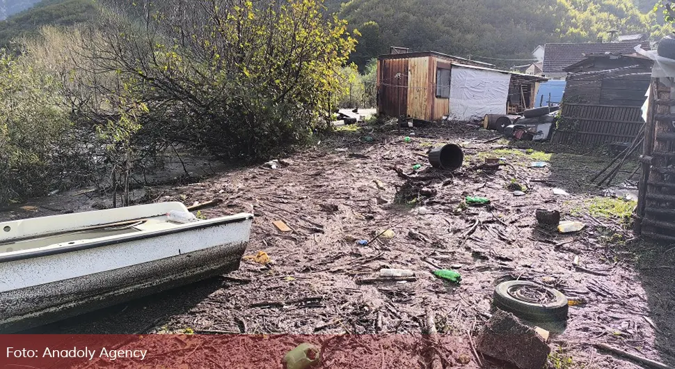 Dječak među ruševinama traži svog drugara: ''Ovdje mu je bila kuća, sad ne znam gdje je on..''