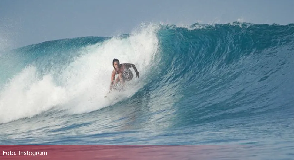 Poznatu surferku (36) u vodi napala neman: Preminula u bolnici