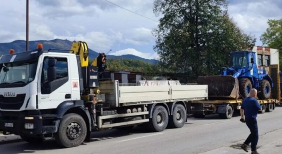 Mašinski tim RUCZRS na putu za Jablanicu