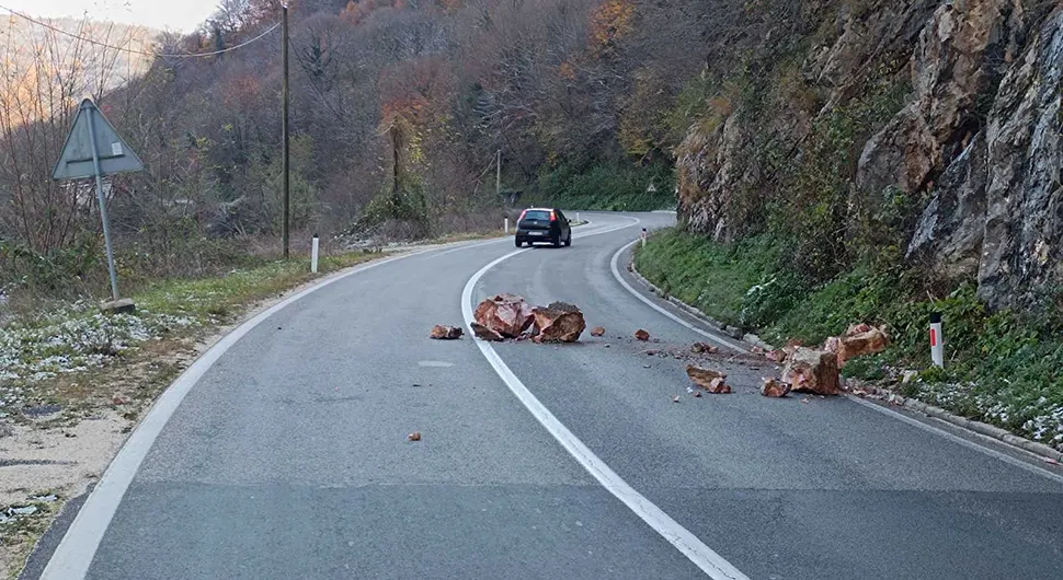 Возачи, држите одстојање: АМС послао важно упозорење