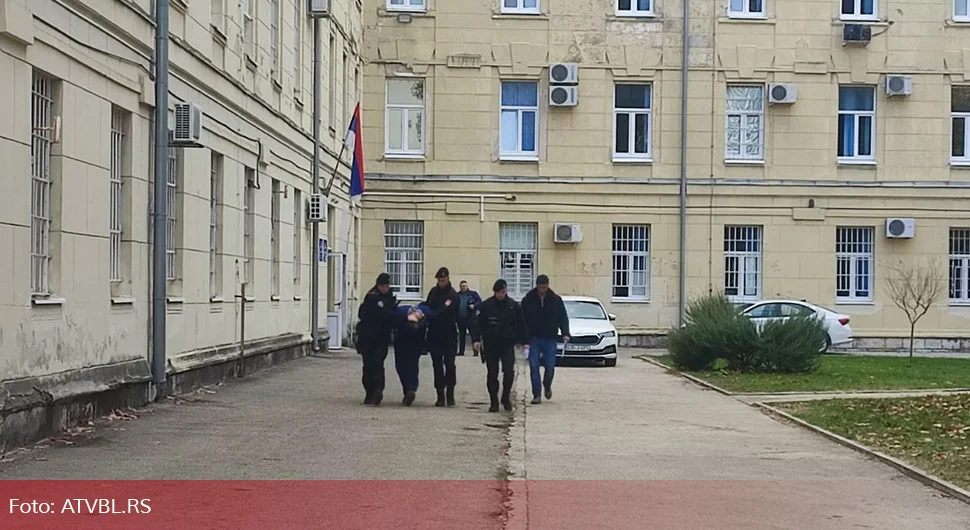 Napadač na policajca sproveden u Tužilaštvo