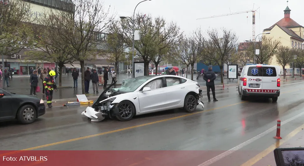 Сирене, полупани аутомобил и црна бројка: Обиљежен Свјетски дан сјећања на жртве саобраћајних несрећа