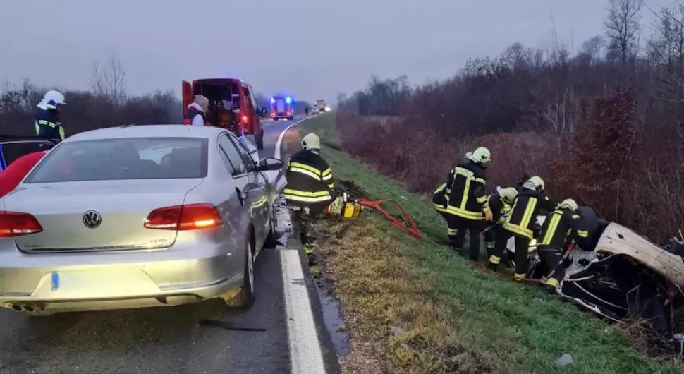 Stravične fotografije: U Brčkom poginuli sestra i dva brata