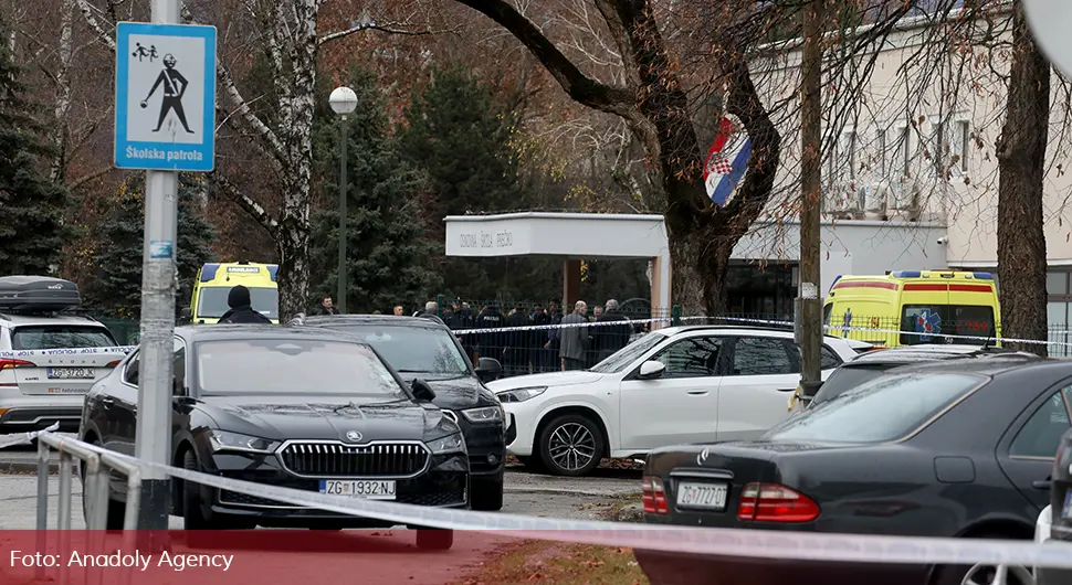 Детаљи напада у школи: Нападач прво тукао дјечака у ходнику, па упао у разред