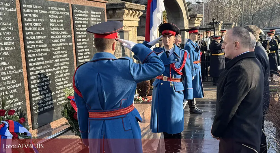 Положени вијенци на Споменик палим борцима Републике Српске