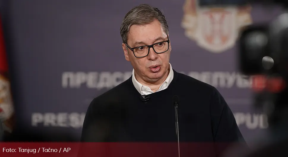 Oglasio se Vučić, napisao dvije riječi