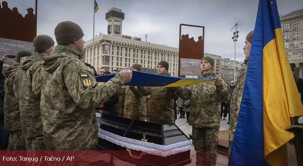 Кијев у паници: Хитно траже замјену за америчку помоћ