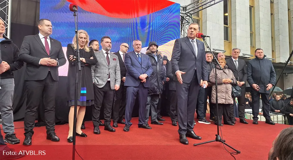 Предсједник Додик: Ове законе ће Српска донијети данас