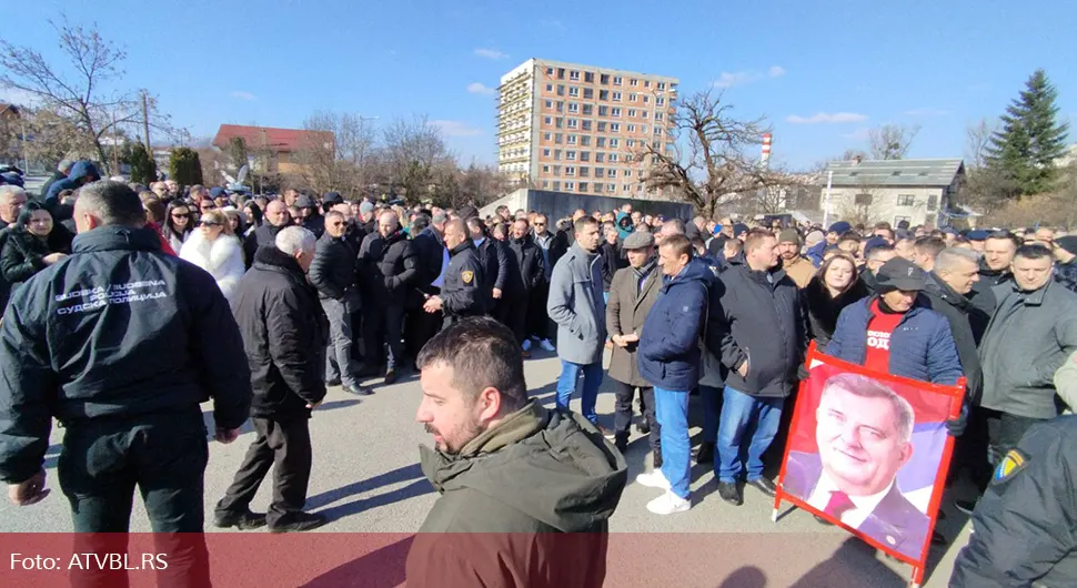 Sve nelogičnosti u procesu protiv Dodika i Lukića