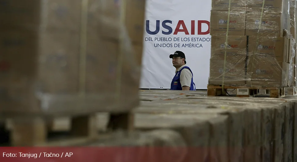 Tramp ''reže'': Radnicima USAID-a rečeno da ne dolaze na posao