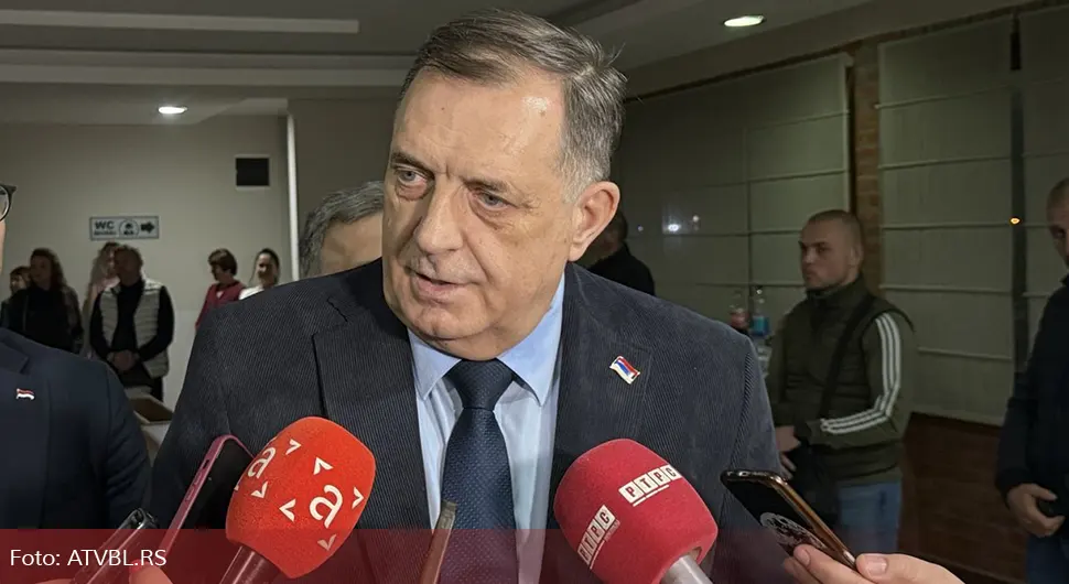 Predsjednik Dodik: Srpska i srpski narod nemaju ništa od BiH